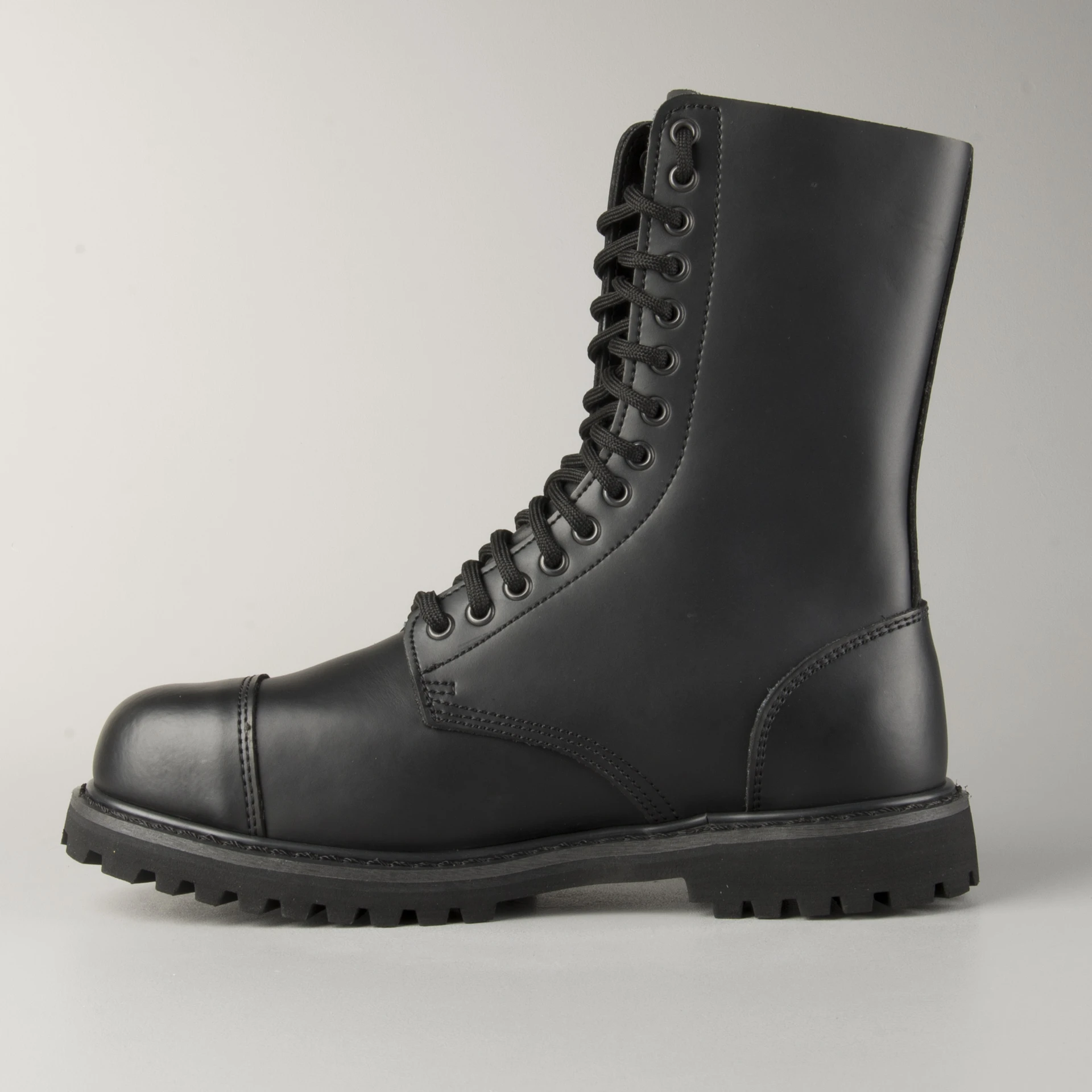 Brandit Phantom Boots 14-Eyelet Shoes - Black - Image 15